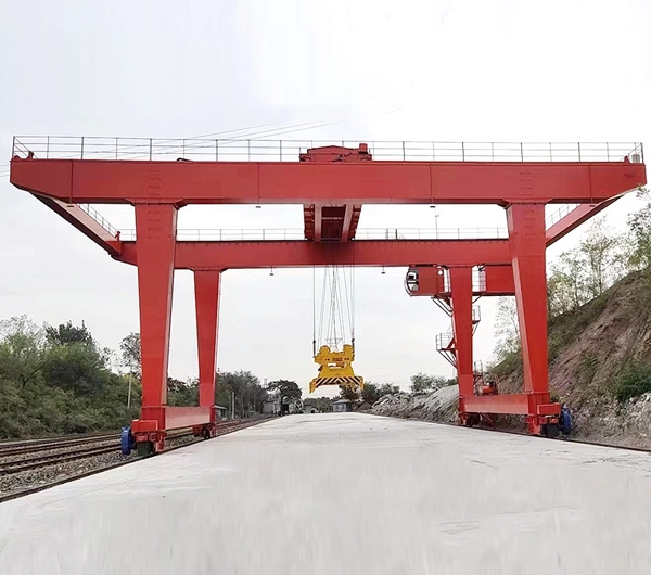 门式集装箱起重机